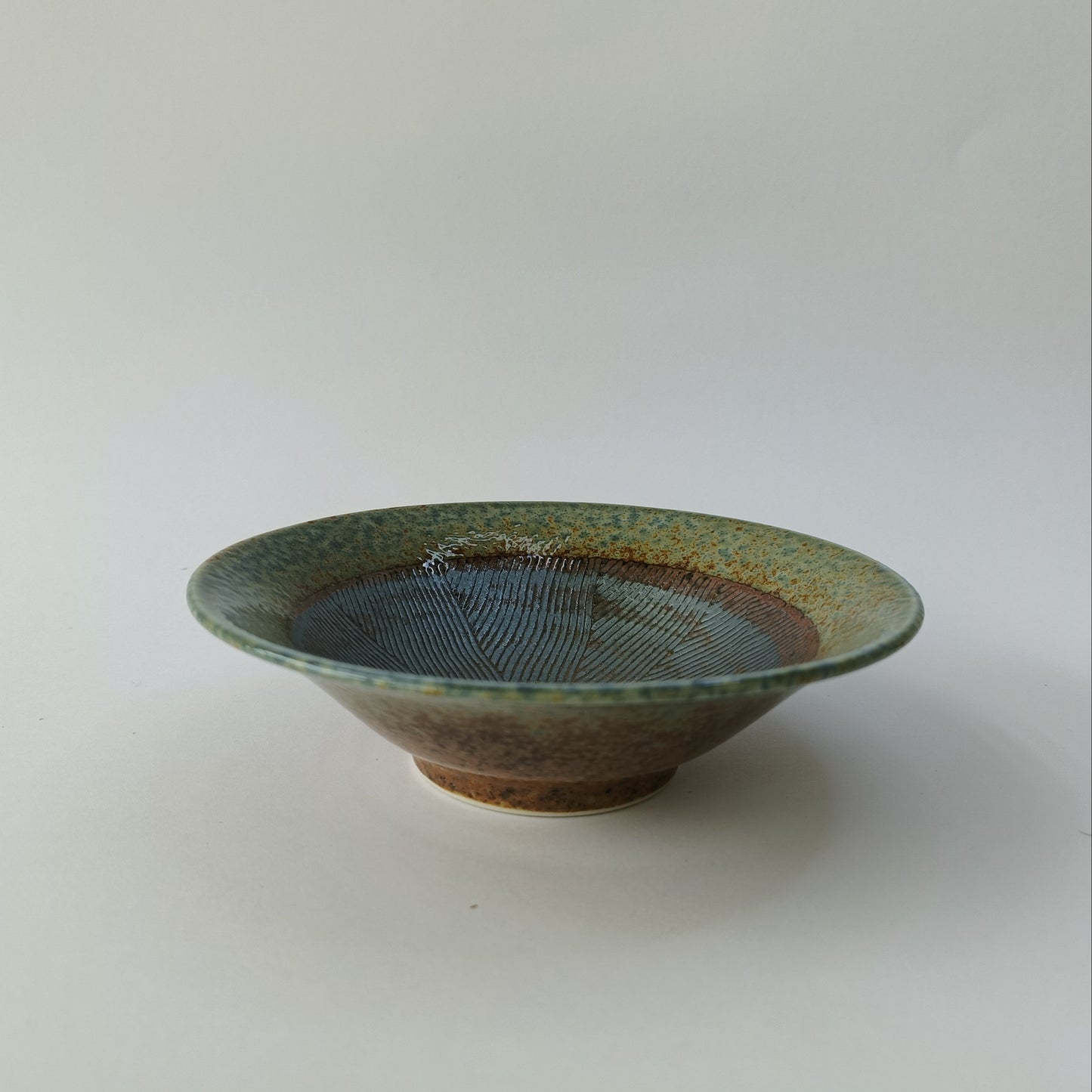 Kushime Shallow Bowl