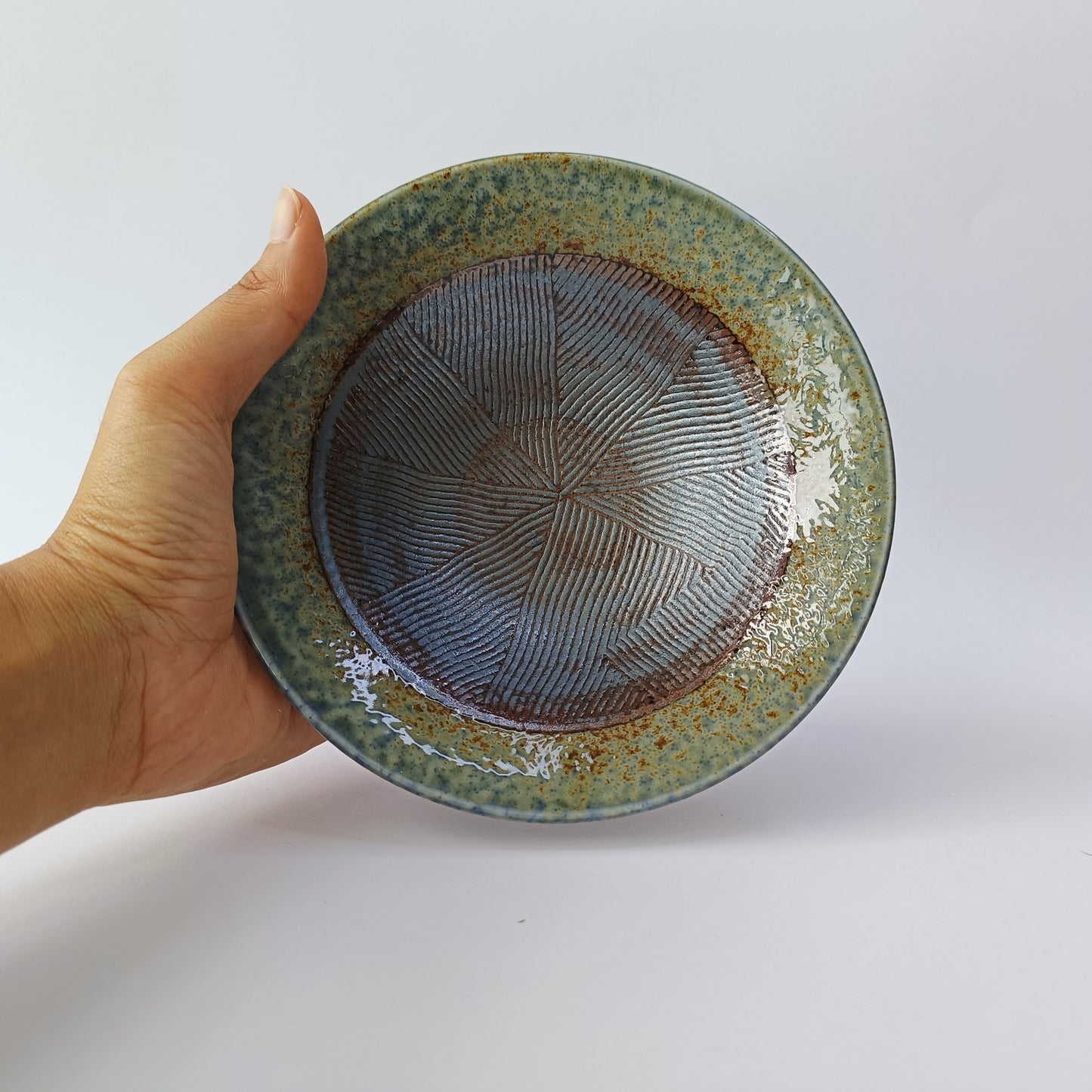 Kushime Shallow Bowl