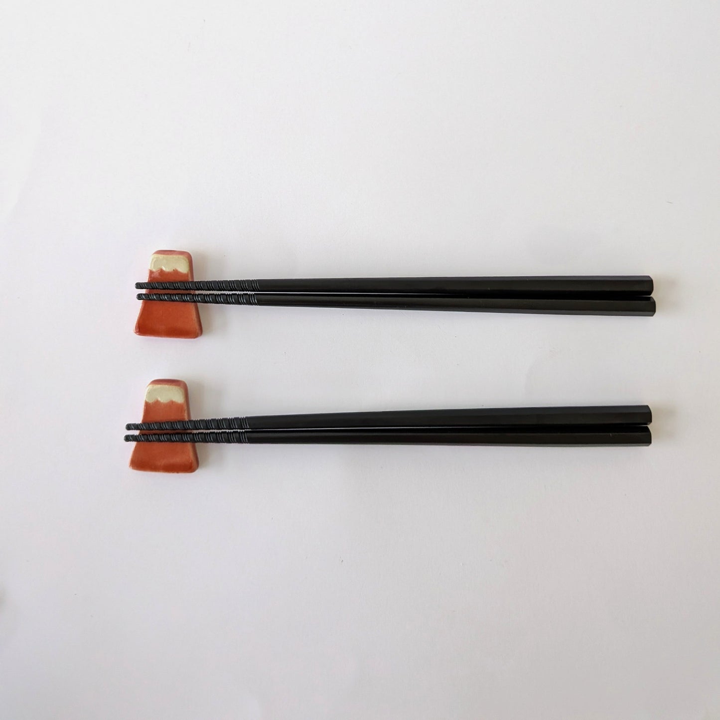 Fuji Chopsticks with Chopstick Rest (Set of 2 Pairs)