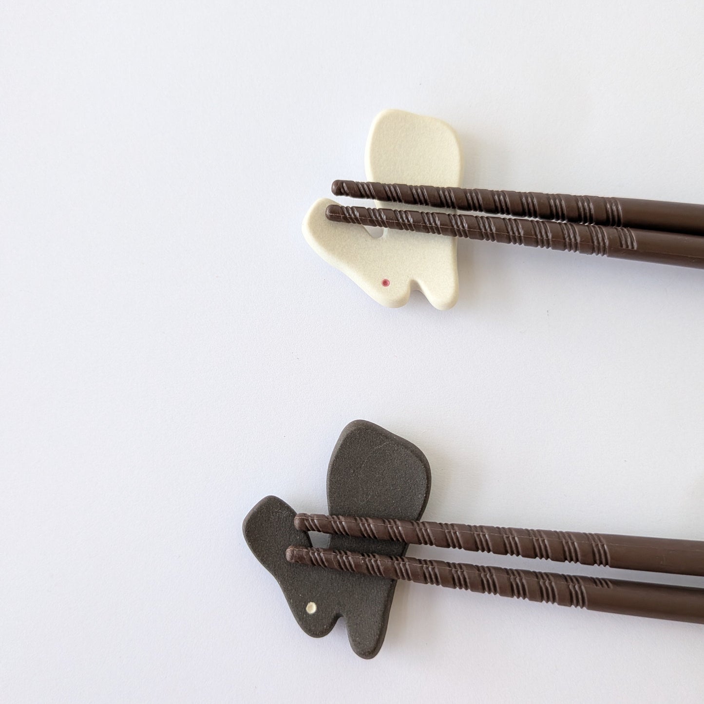 Usagi Bunny Chopsticks & Rest (Set of 2 Pairs)